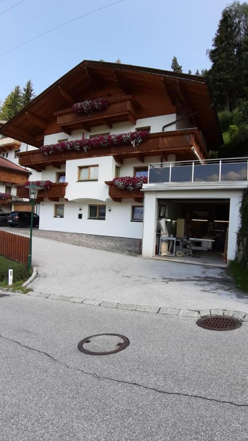 Tropper Apartment Gerlosberg Bagian luar foto
